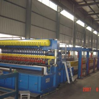 高速公路、鐵路用焊網(wǎng)機(jī)